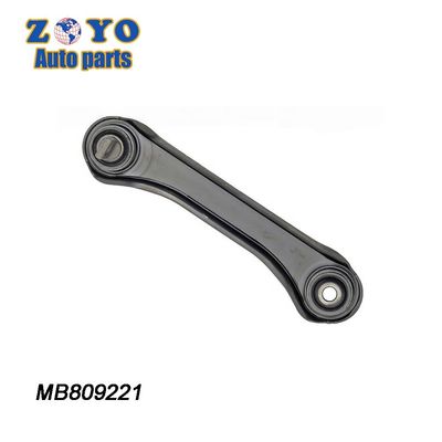 Autozone Control Arm für Mitsubishi Mirage 2004 Schwarze E-Beschichtung und Naturgummi-Busch